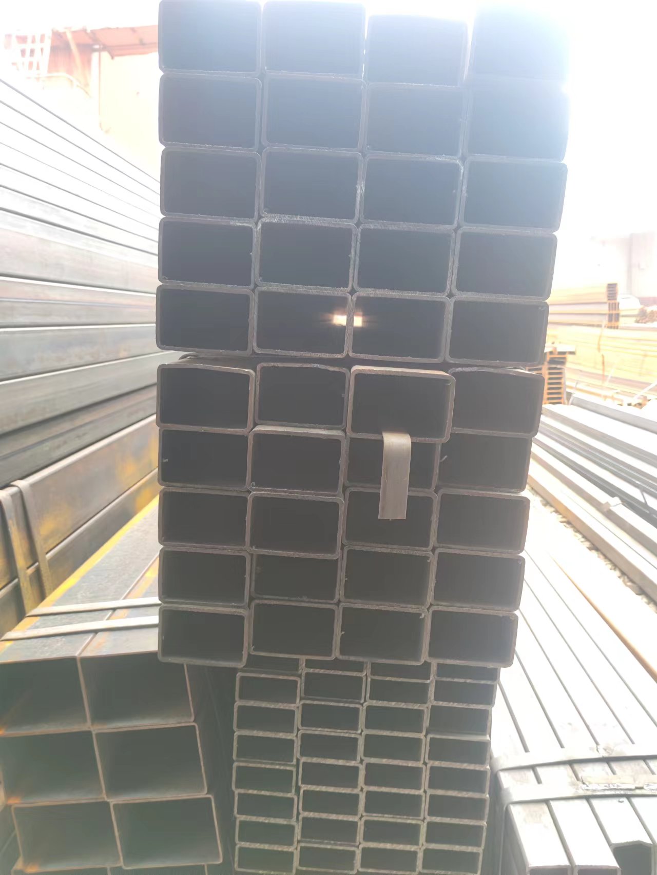 Q355C無縫方矩管
